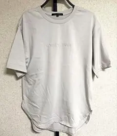 しまむら　ロゴ刺繍 Tシャツ チュニック　ベージュ　Mのサムネイル