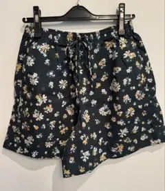 美品✨SeeByChloé シーバイクロエ ショートパンツ フラワープリントのサムネイル