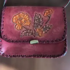 ハンドメイドレザー花柄ポシェット