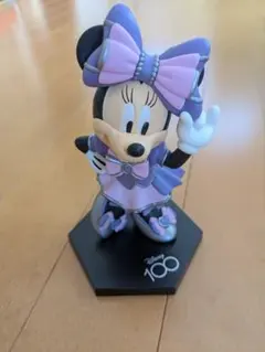 40周年 ディズニー ミニチュアフィギュア ミニー - メルカリ