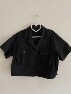 GU クロップドシャツ 半袖 黒 M