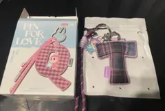 THE MONSTERS Pin for Love ラブブ キーリング T