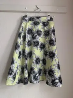 MURUA 花柄フレアスカートのサムネイル