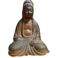 備前焼（びぜんやき）で作られた観音菩薩坐像の置物　小西陶古　高さ24センチ