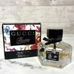 ほぼ満量　グッチ フローラ　オードトワレ　30ml kのサムネイル