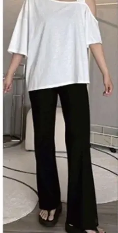 SANAコラボ スリムパンツ Mサイズ ブラック
