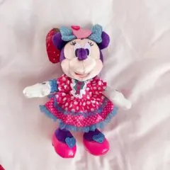 ミニーのファンダーランド ミニパル ぬいぐるみ ポップでキュートなデザイン！東京ディズニーランド「ディズニー
