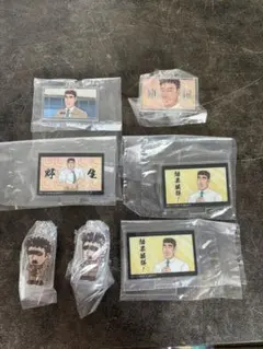 ガチャガチャ　クレヨンしんちゃん　野原ひろし　アクリルスタンドキーホルダー