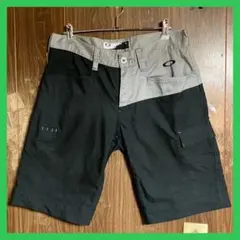 OAKLEY／オークリー✴️非対称デザイン・ショートパンツ　西海岸　テック系