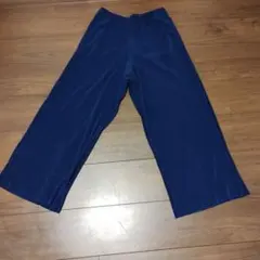 ユニクロ　ネイビー ワイドパンツ 　Mサイズ