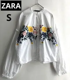 C189 ザラZARA 花柄刺繍白シャツ S バルーン袖