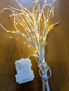 LEDツリー型ライト タイマー機能付き　クリスマスツリー　イルミネーション　電飾