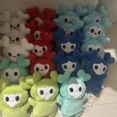TWICE ぬいぐるみパペット 全19個TWICE LOVELYS