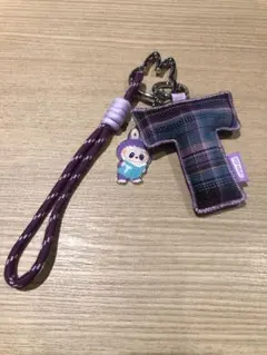 ラブブ　PIN FOR LOVE 　アルファベットペンダント【Ｔ】