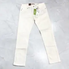 近年モデル　現行　新品未使用　YANUK KAY ヤヌーク　ケイ　デニム　美脚のサムネイル