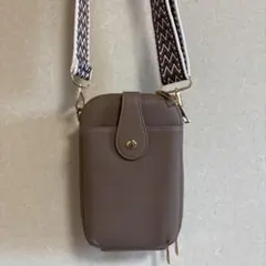 ショルダーバッグ　肩紐　刺繍　新品