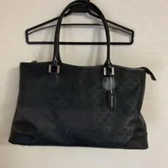 Longchamp ロンシャン トートバッグ 黒 キャンバス エナメル 総柄 