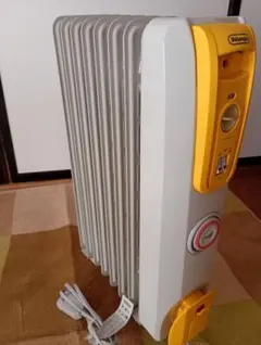 動作良好✧DeLonghi H770320E-FY-Wオイルヒーター1200Wのサムネイル
