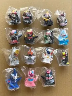 仮面ライダーキッズ 最強フォーム集結!! 歴代仮面ライダーソフビ　15種