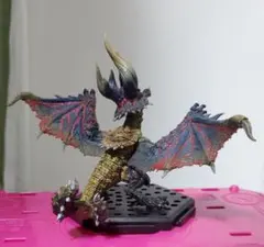 モンスターハンター　モンハン　フィギュア　鏖魔ディアブロス(狂暴走状態)