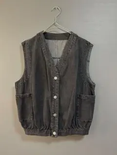 ブラックデニムベスト