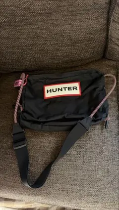 HUNTER ブラック ショルダーバッグ軽量収納力ありのサムネイル