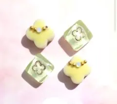 タイルのピアスセット☆