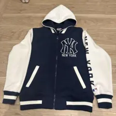 ニューヨークヤンキース パーカー M