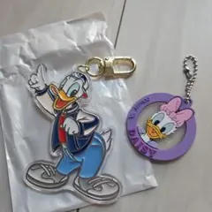 ディズニー ドナルド デイジー キーホルダーセット