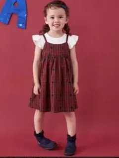 ファミリア2024年♡テリアの刺繍とリボンが可愛いワンピース　80 ファミリア2024年♡テリアの刺繍とリボンが可愛いワンピース 80 - メルカリ