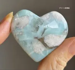 高品質　グリーン桜瑪瑙　ハート　握り石