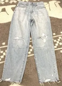 ユニクロ　ダメージクラッシュデニム　24インチ　ライトブルー