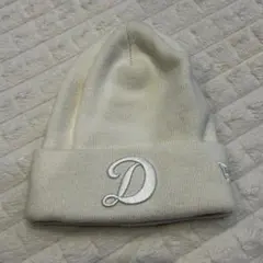NEW ERA ニューエラ ニット帽 ビーニー ホワイト Dロゴ 刺繍のサムネイル
