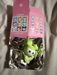 TWICE 韓国 popup LOVELY SECRETFIGURE ジョンヨン - メルカリ
