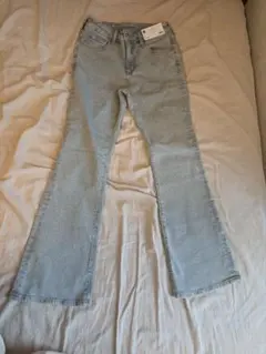 GU スリムフレアジーンズ S タグ付き新品