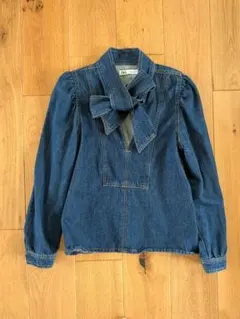 ZARA リボンデニムブラウス　美品　Lサイズ ZARA リボン デニム ボウタイ ギャザー ぽわん袖 ブラウス ブルー