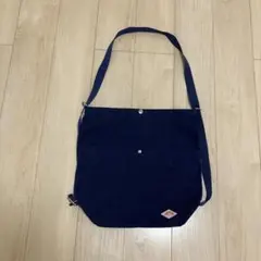 ダントンのショルダーバッグです。