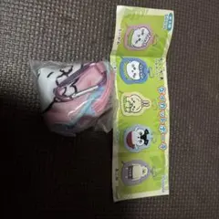 ちいかわ ダイカットポーチ カラビナ付き
