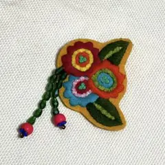 JOCOMOMOLA 花刺繍ワッペン ブローチのサムネイル