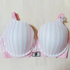 Item thumbnail for item ac2c083e-ef8e-4aef-aef9-9b028db38fd6