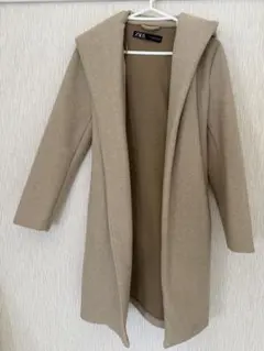 ZARA フード付きベージュロングコート