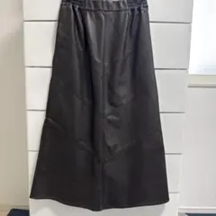 フェイクレザースカート