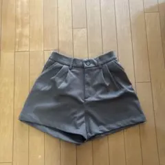 ハイウエスト ショートパンツ