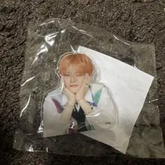 TREASURE カプセルトイ アクリルクリップ ヨシ