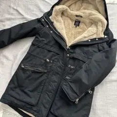 フード付きブラックモッズコート