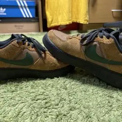 NIKE AIR FORCE 1 ブラウン グリーン