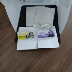 コンパス　wego 　アクリルバッチ　2個