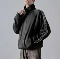 Item thumbnail for item 7b6d579f-bbe0-4c11-9ef0-e9b0ed42eb7c