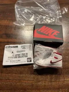 NIKE Air Jordan 1 85 エアジョーダン　ガチャ　レッド