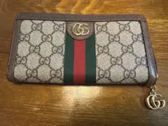 GUCCI GGキャンバス 長財布